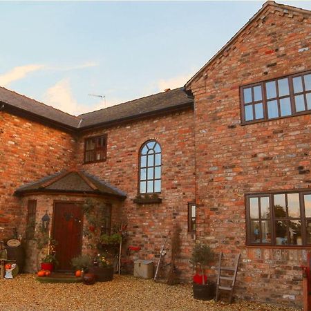 Bumbleberry Cottage Gresford Esterno foto